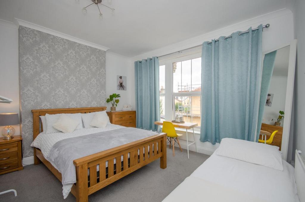 Stylish 91Sqm Victoria 2 Bedroom Apartment Бристоль Экстерьер фото